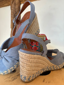 Sandales compensées nouées bleu - Céline