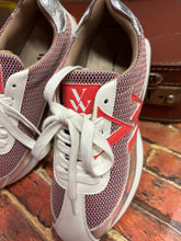 Charger l'image dans la galerie, Baskets monogramme rose et argent à semelle running Vanessa Wu - Mona