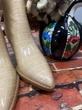 Charger l'image dans la galerie, Bottines beiges - PITUS