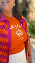 Charger l'image dans la galerie, Tshirt orange à message Grace &amp; Mila - Wrenley