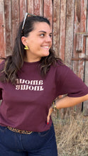 Charger l'image dans la galerie, T-shirt bordeaux à message Anis - Grâce &amp; Mila