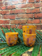 Charger l&#39;image dans la galerie, Tasse lettre alphabet