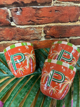 Charger l&#39;image dans la galerie, Tasse lettre alphabet