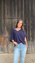 Charger l'image dans la galerie, Blouse fluide col en V "Violon" - Antoine