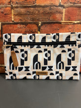 Charger l'image dans la galerie, Pochette avant COMTAL CASTLE