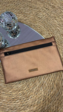 Charger l'image dans la galerie, Pochettes Cabaia taille L à -50% !
