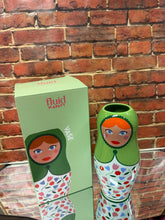 Charger l'image dans la galerie, Vase Dolls Flowers - Fluid Market