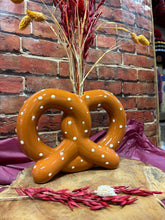 Charger l&#39;image dans la galerie, Vase Bretzel - Fluid Market