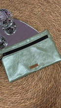 Charger l'image dans la galerie, Pochettes Cabaia taille L à -50% !