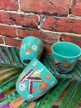 Charger l&#39;image dans la galerie, Tasse lettre alphabet