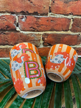 Charger l&#39;image dans la galerie, Tasse lettre alphabet