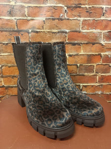 Bottines Léopard - Vanessa Wu