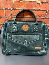 Charger l'image dans la galerie, Crossbody Adventurer Medium LUCERNE