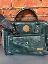 Charger l'image dans la galerie, Crossbody Adventurer Medium LUCERNE
