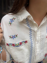 Charger l'image dans la galerie, Chemise blanche brodée - Élise