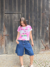 Charger l'image dans la galerie, T-shirt tie &amp; dye "Somebody in Paris loves me" - Lou
