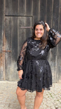 Charger l'image dans la galerie, Robe sequins fleuris - Laure