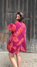 Charger l'image dans la galerie, Robe fleurie fluide - Violette