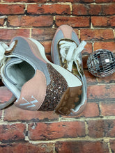 Charger l'image dans la galerie, Baskets Flow Initial - Vanessa Wu