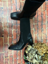 Charger l&#39;image dans la galerie, Bottines chaussettes noires
